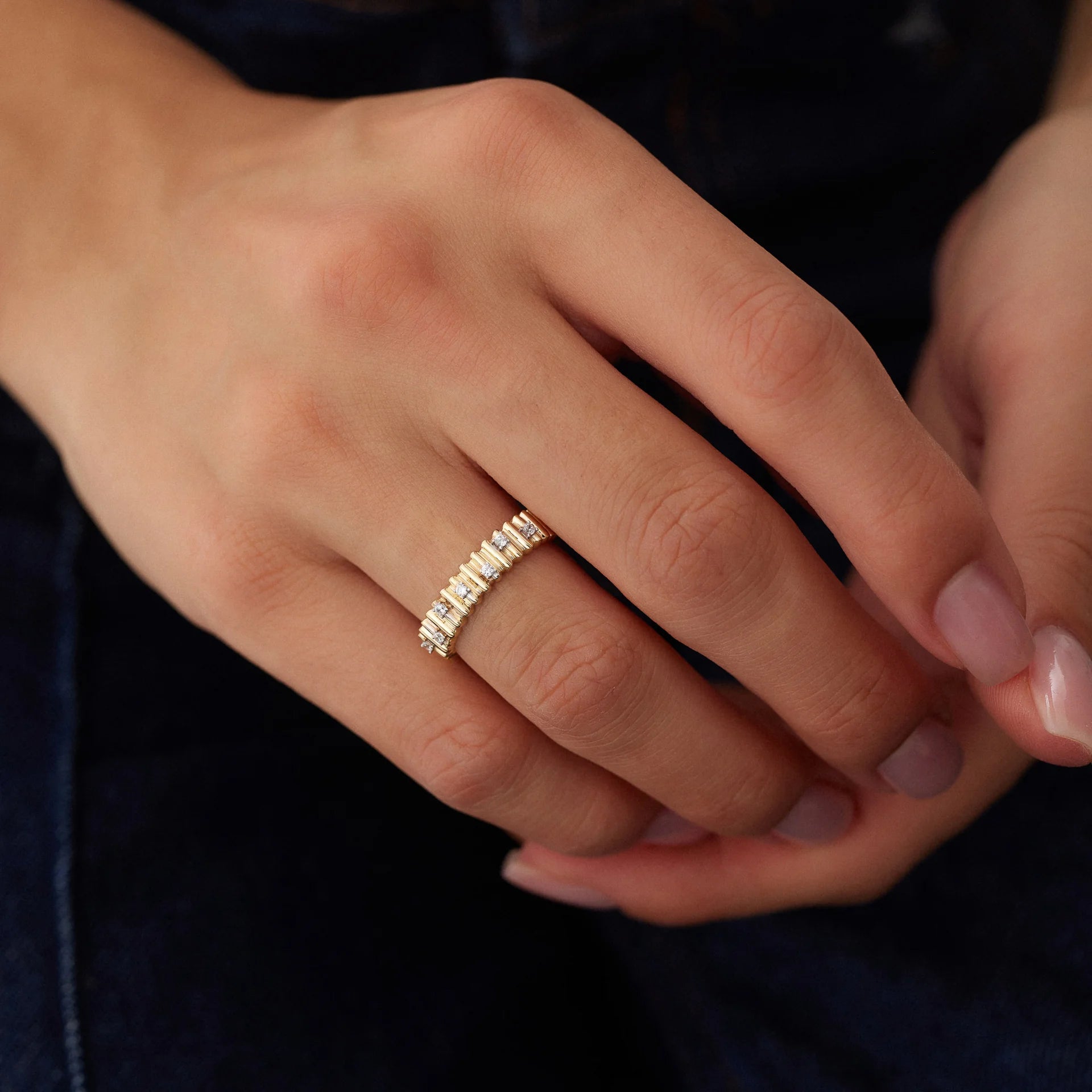 14 Ayar Altın Asimetrik Yüzük