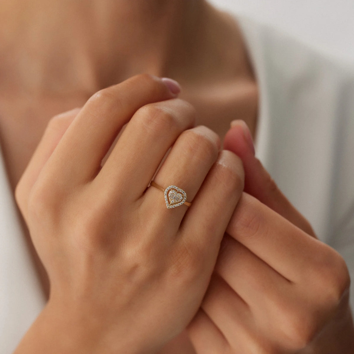 14 Ayar Altın Kalp Desen Baget Yüzük