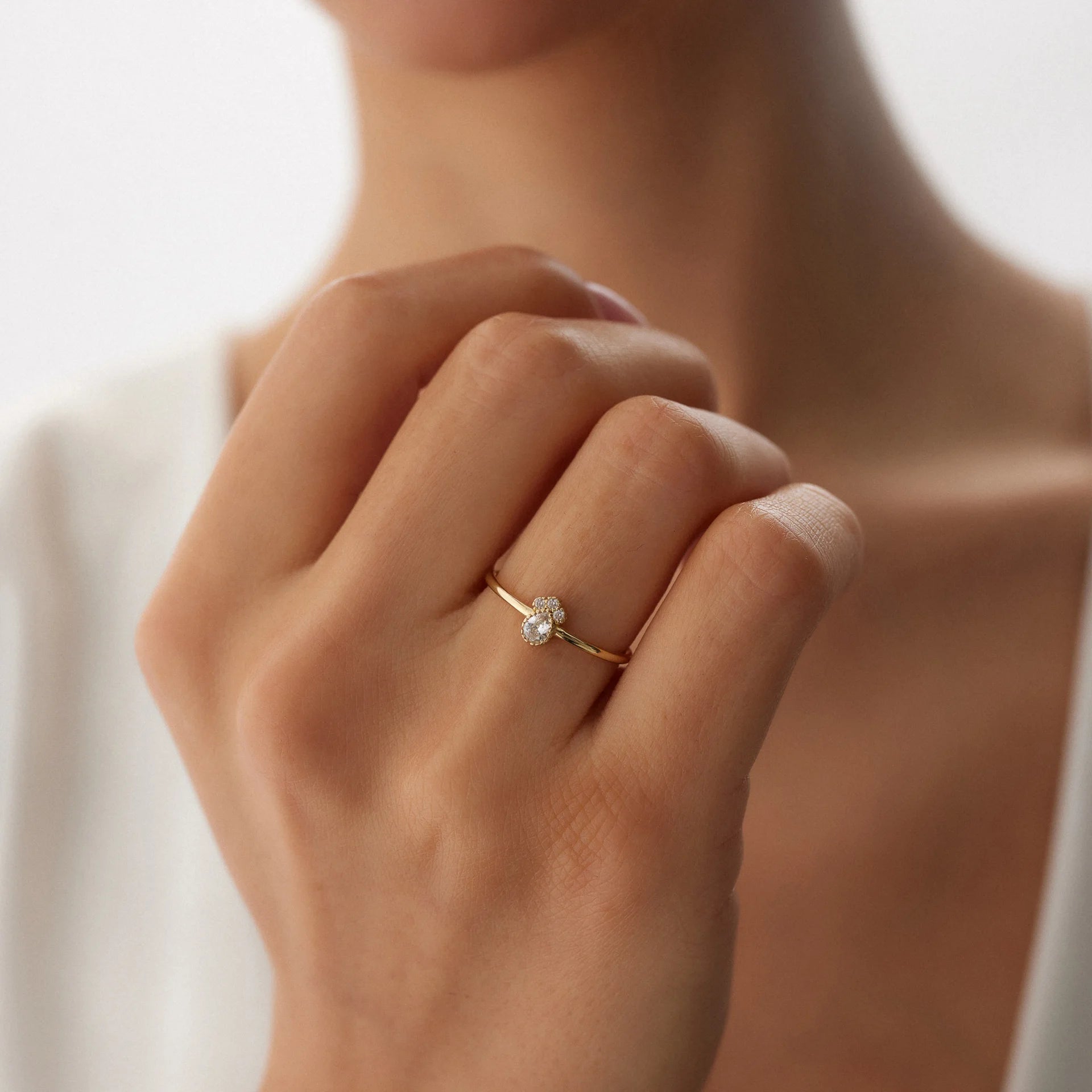 14 Ayar Altın Taşlı Pati Yüzük