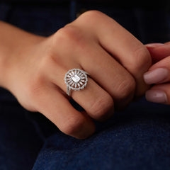 14 Ayar Altın Parçalı Baget Yüzük