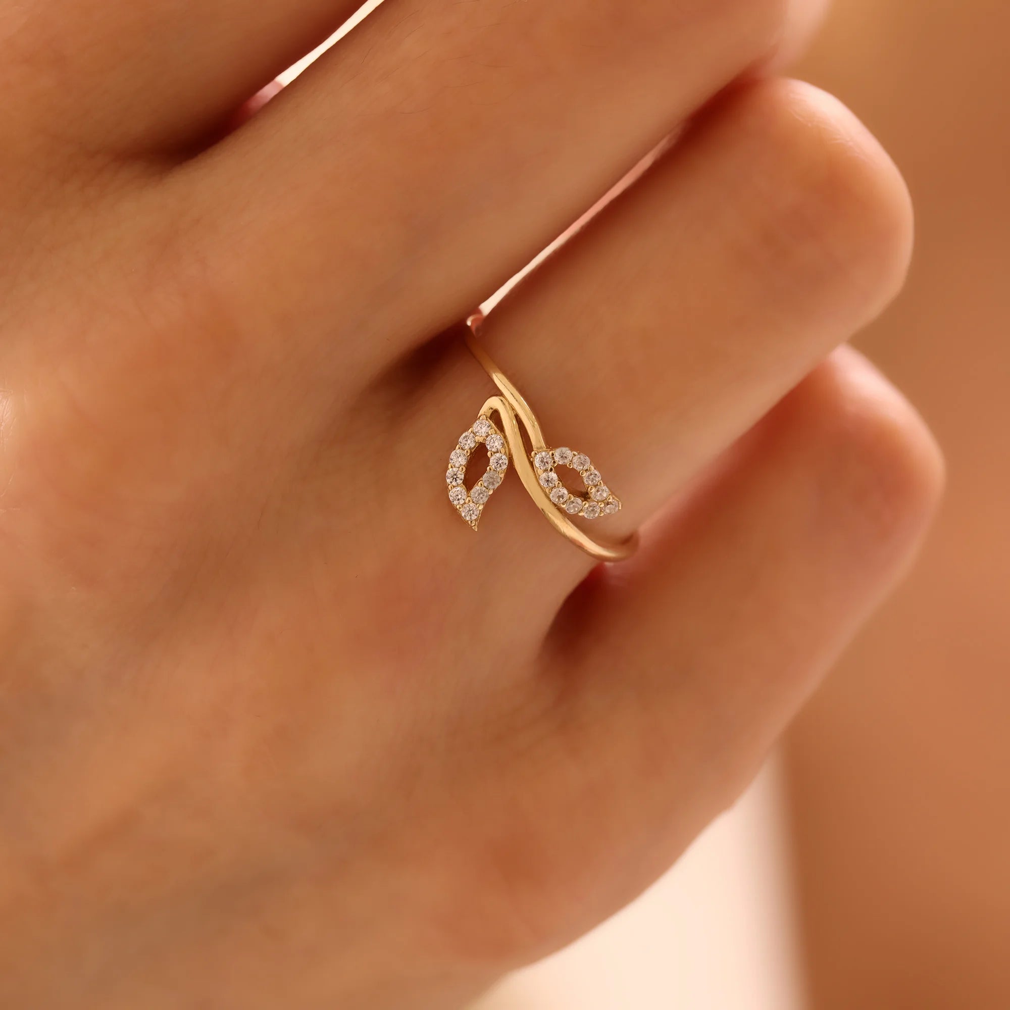 14 Ayar Altın Spiral Yaprak Yüzük